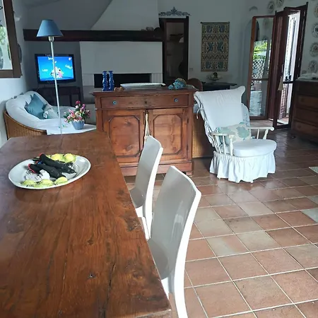 Istella E Mari Kal'e Moru Villa *