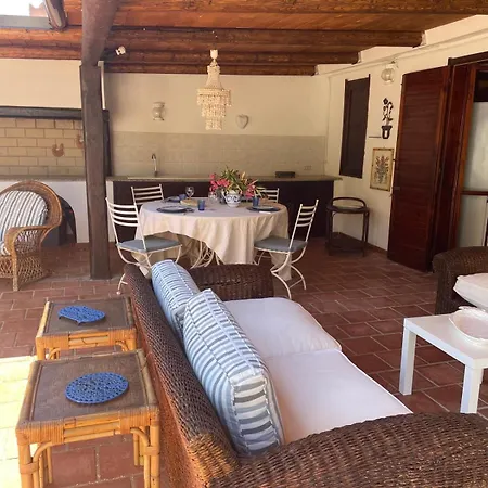 Istella E Mari Kal'e Moru Villa Geremeas